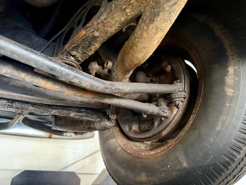 1948 Ford Super Deluxe