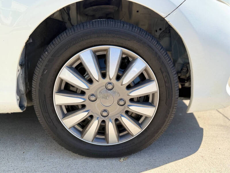 2013 Toyota Prius c One