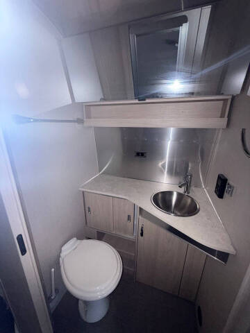 2024 Airstream Globetrotter