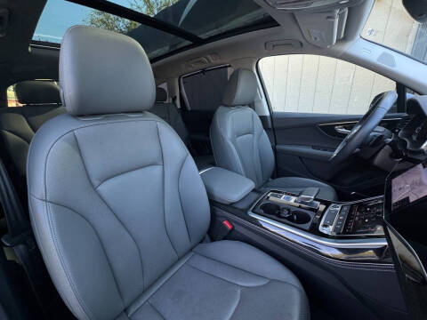 2025 Audi Q7 quattro Premium Plus 55 TFSI