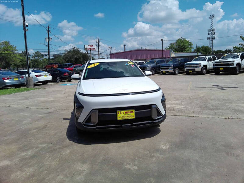 2025 Hyundai Kona SE