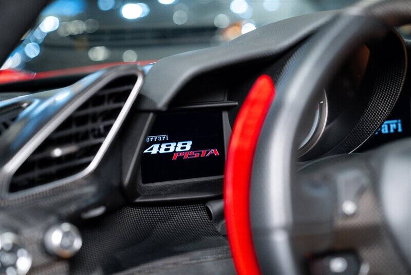 2020 Ferrari 488 Pista