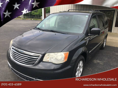 2012 Chrysler Town and Country for sale at RICHARDSON WHOLESALE in Fayetteville TN