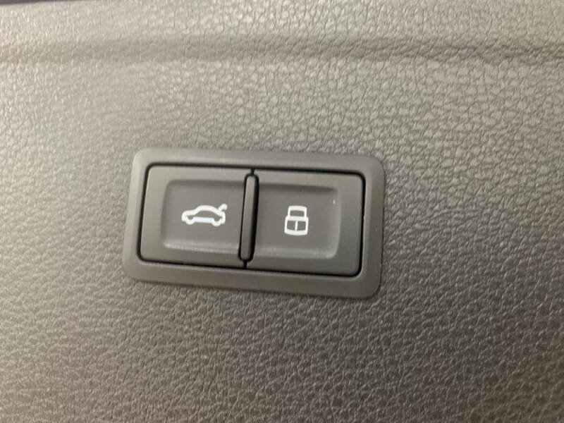 2022 Audi Q5 quattro S line Prem Plus 45 TFSI