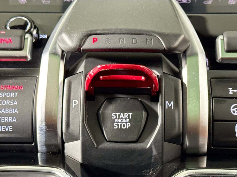 2020 Lamborghini Urus