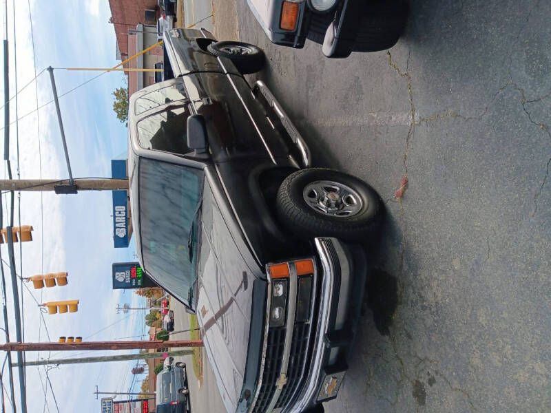 1993 Chevrolet GMT400's photo