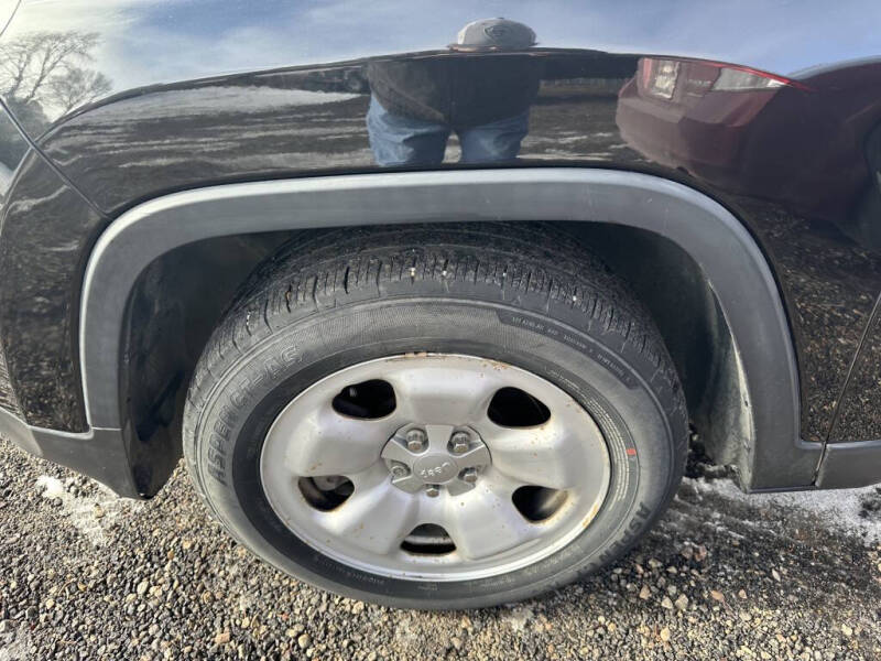 2016 Jeep Cherokee Sport