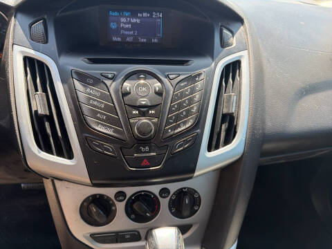 2012 Ford Focus SE