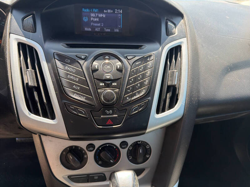 2012 Ford Focus SE