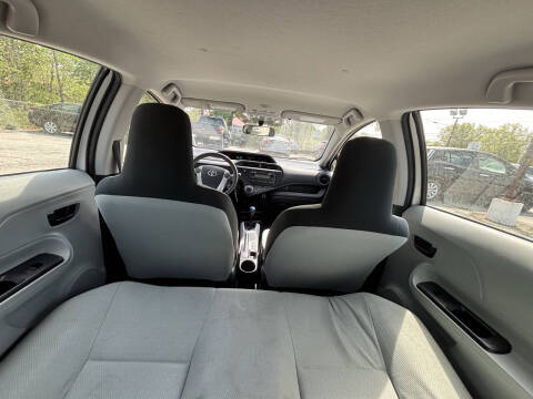 2013 Toyota Prius c One