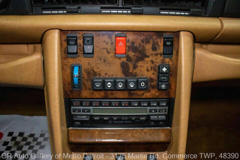 1991 Mercedes-Benz 560-Class 560 SEL