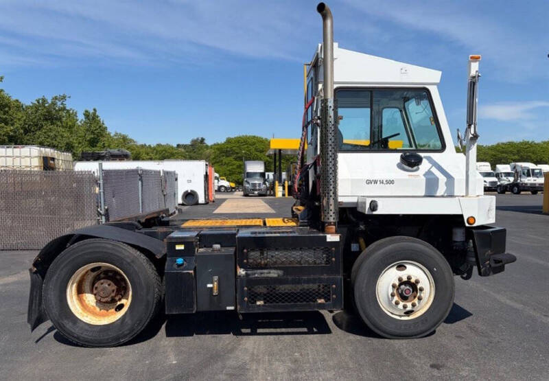 2017 Capacity TJ5000