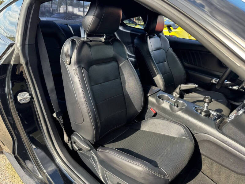 2017 Ford Mustang GT Premium