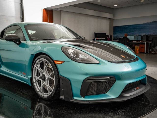 2024 Porsche 718 Cayman GT4 RS