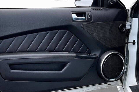 2014 Ford Mustang V6 Premium