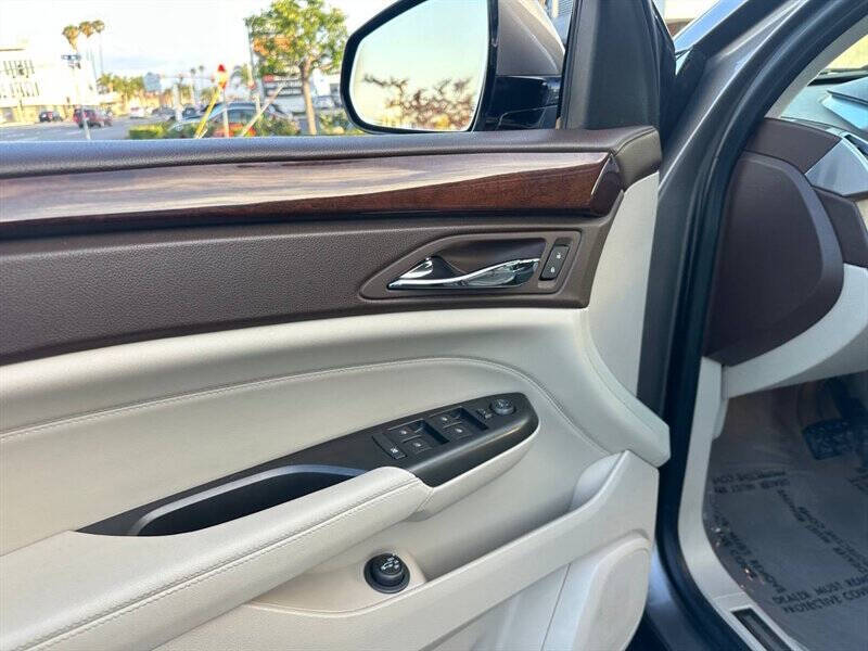 2012 Cadillac SRX Performance Collection