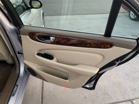 2006 Jaguar XJ-Series XJ8 L