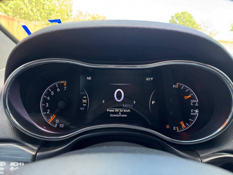 2020 Jeep Grand Cherokee Laredo E