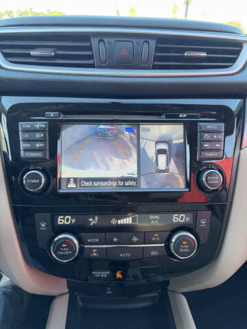 2016 Nissan Rogue SV