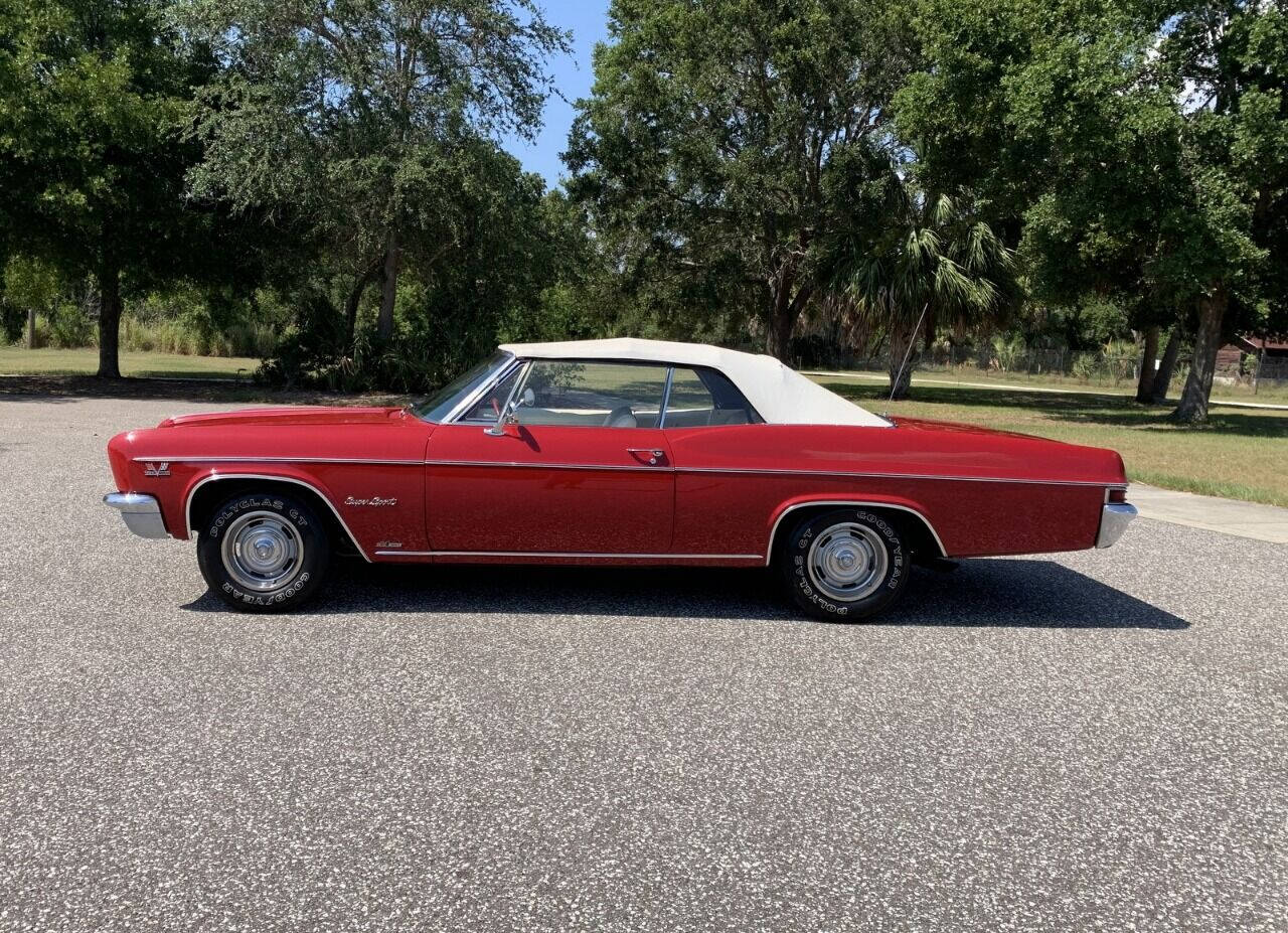 1966 Chevrolet Impala 38