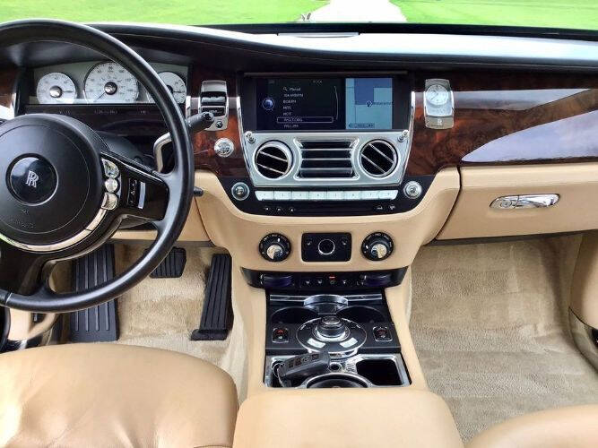 2010 Rolls-Royce Ghost