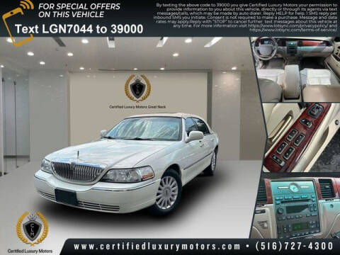 2005 Lincoln Town Car for sale at Certified Luxury Motors in Great Neck NY