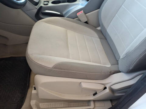 2013 Ford C-MAX Hybrid SE