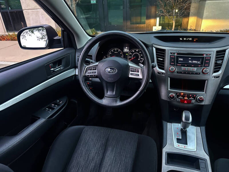 2013 Subaru Legacy 2.5i