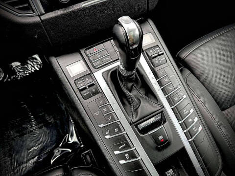 2018 Porsche Macan S