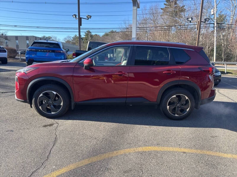 2025 Nissan Rogue SV