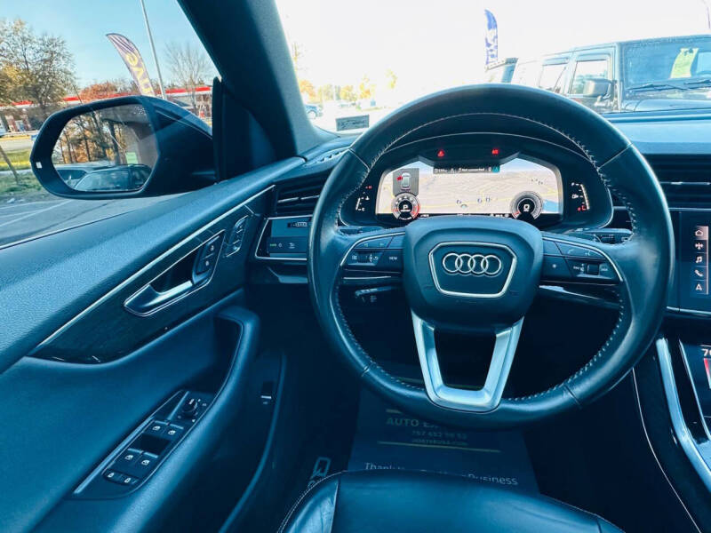 2019 Audi Q8 quattro Premium 55 TFSI