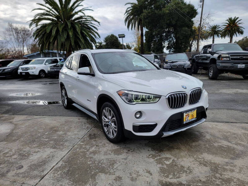 BMW X1's photo