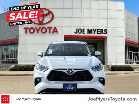 2024 Toyota Highlander LE