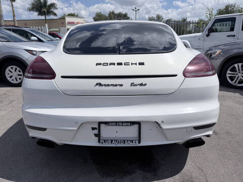 2012 Porsche Panamera 4