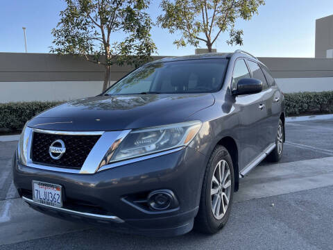 2014 Nissan Pathfinder SV