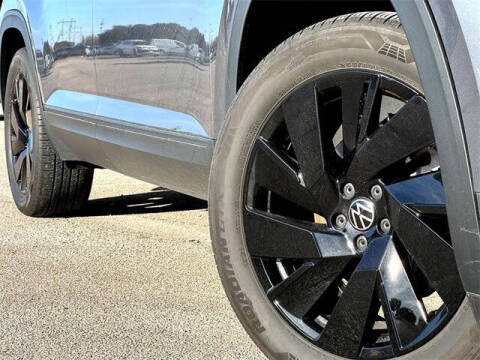 2025 Volkswagen Atlas Cross Sport SE