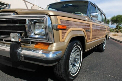 1990 Jeep Grand Wagoneer