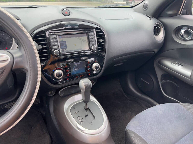 2015 Nissan JUKE SV