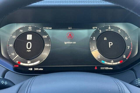 2025 Land Rover Range Rover P530 SE