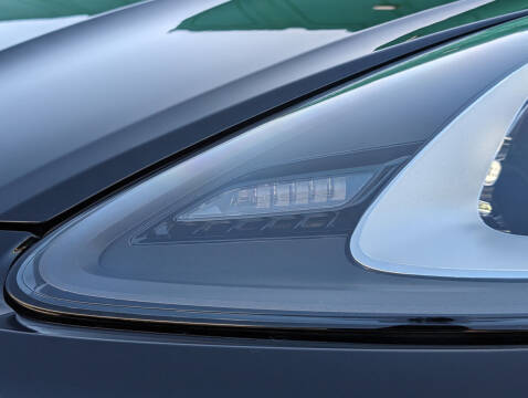 2023 Porsche Cayenne Coupe Platinum Edition