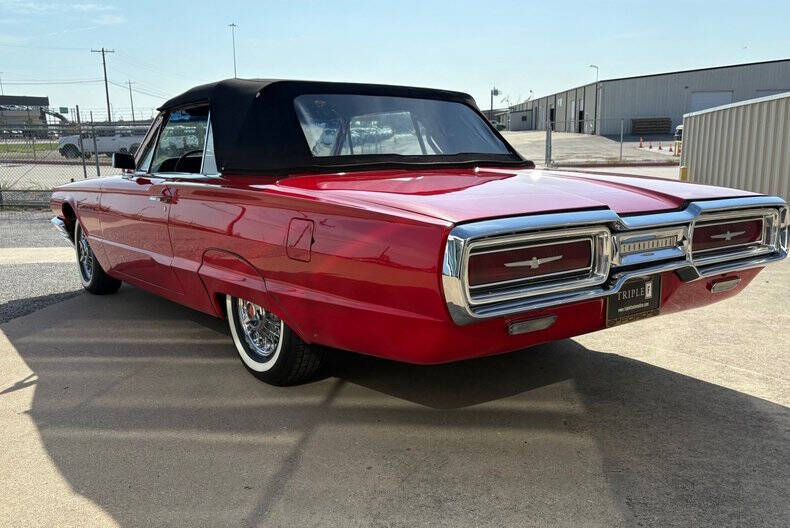 1964 Ford Thunderbird
