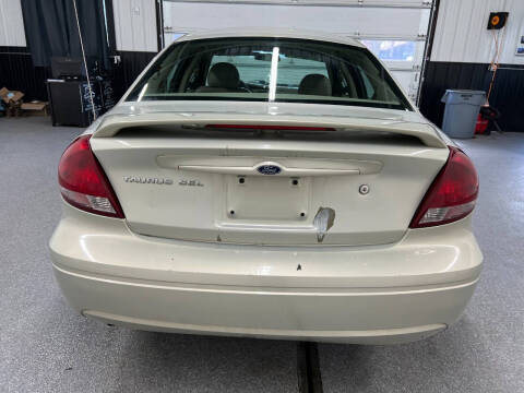 2004 Ford Taurus SEL