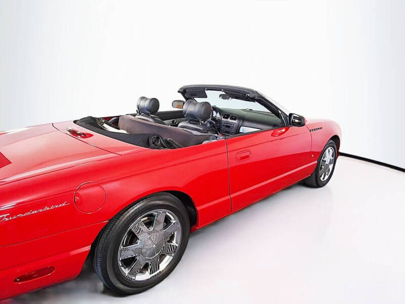 2003 Ford Thunderbird