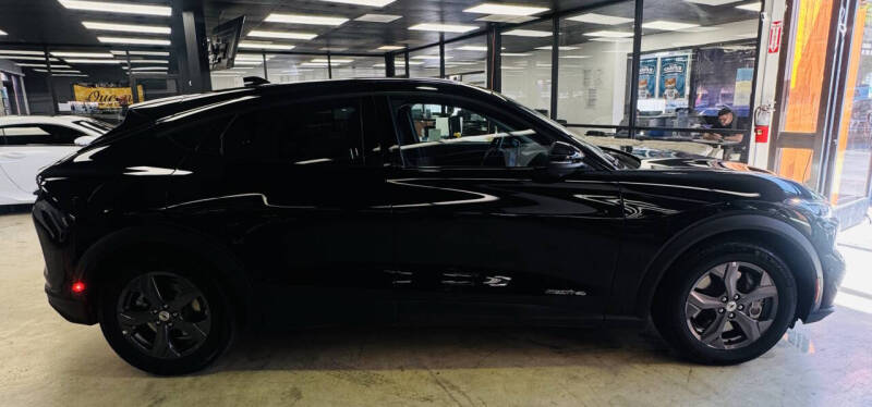 2023 Ford Mustang Mach-E Select