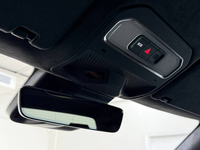 2022 Rivian R1T Launch Edition