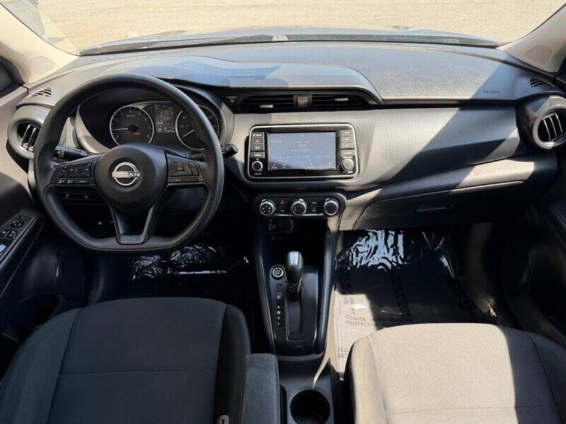 2024 Nissan Kicks S