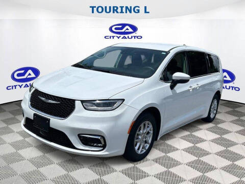 2023 Chrysler Pacifica Touring L