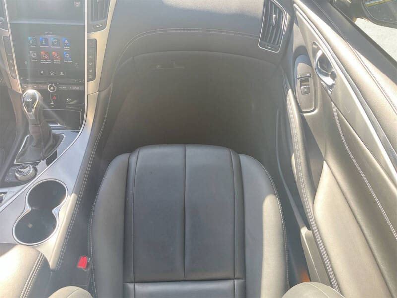 2022 Infiniti Q60 3.0T Pure