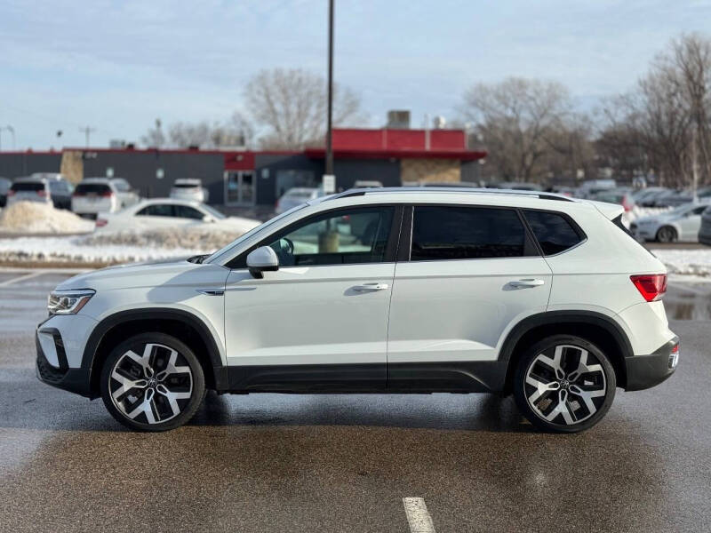 2023 Volkswagen Taos SEL 4Motion