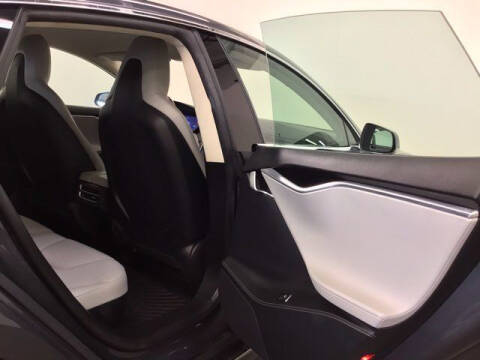 2015 Tesla Model S 70